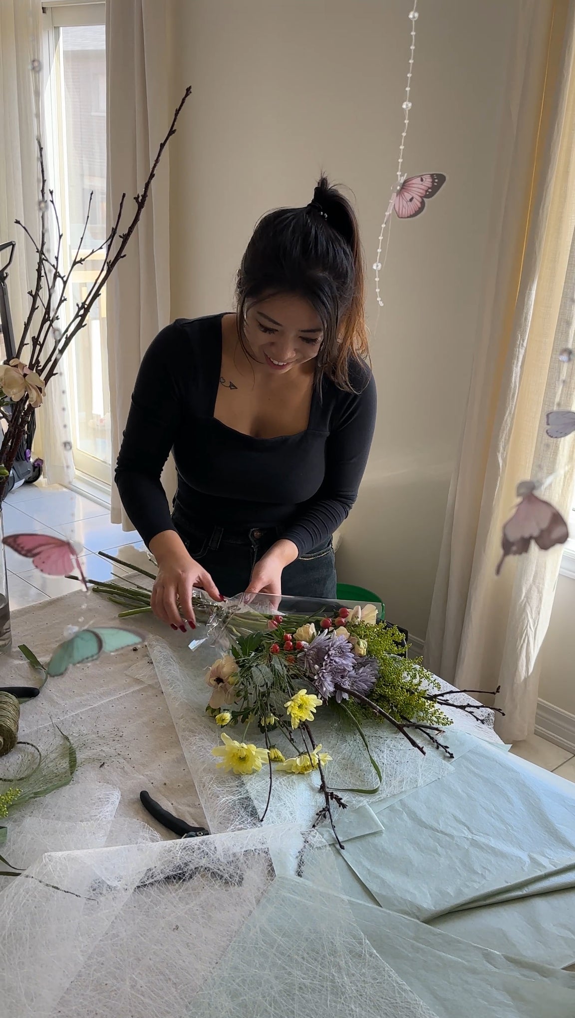 Mother's Day Hand-tied Bouquet Workshop - 2 hrs