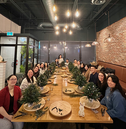 Holiday Floral Workshop - Mini Christmas Tree
